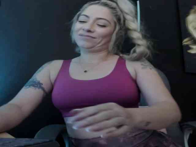 viktoria-davis webcam