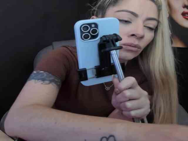 viktoria-davis webcam