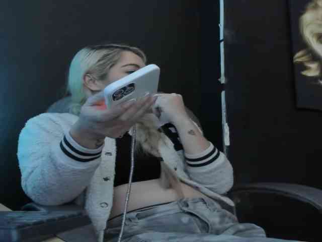 viktoria-davis webcam