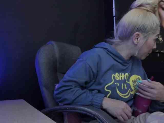 viktoria-davis webcam