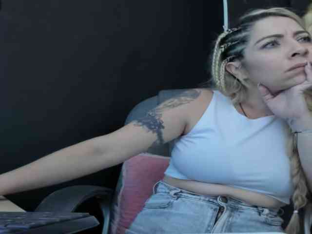 viktoria-davis webcam