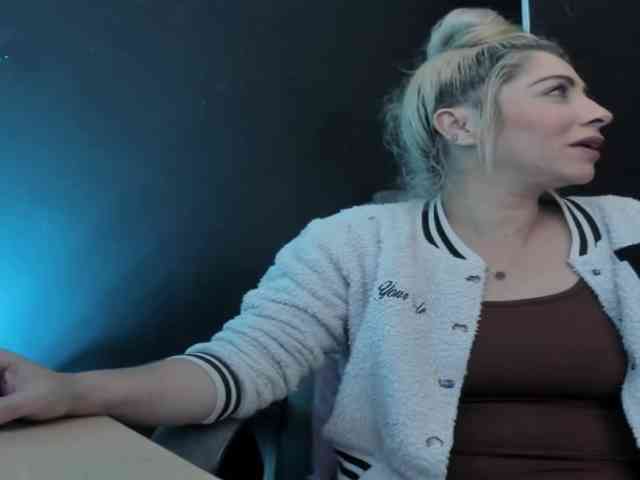 viktoria-davis webcam