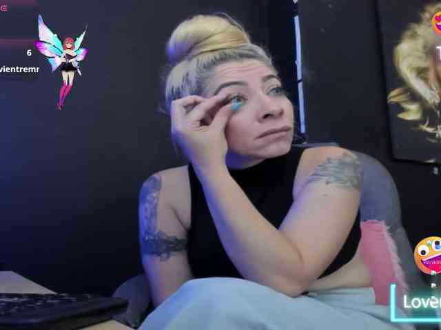 viktoria-davis webcam