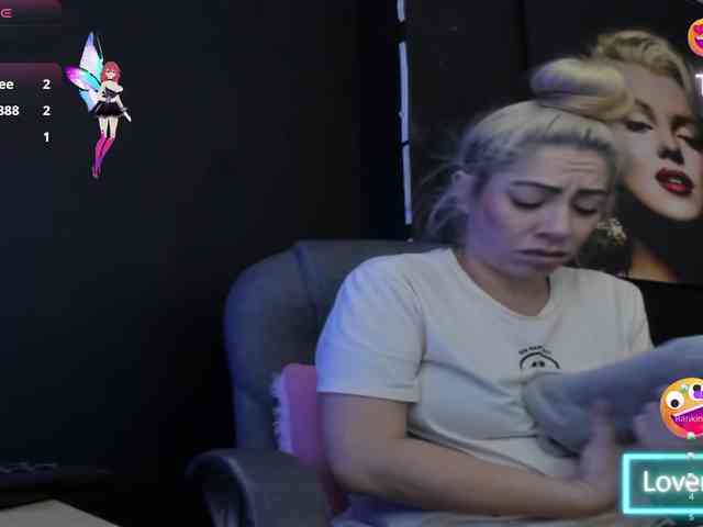 viktoria-davis webcam