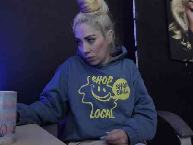 viktoria-davis webcam