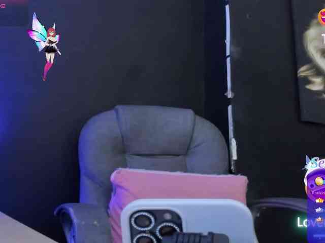 viktoria-davis viktoria-davis