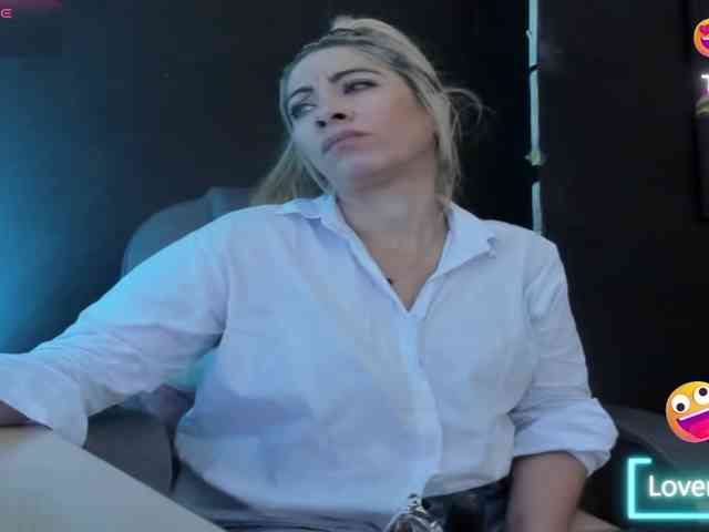 viktoria-davis webcam