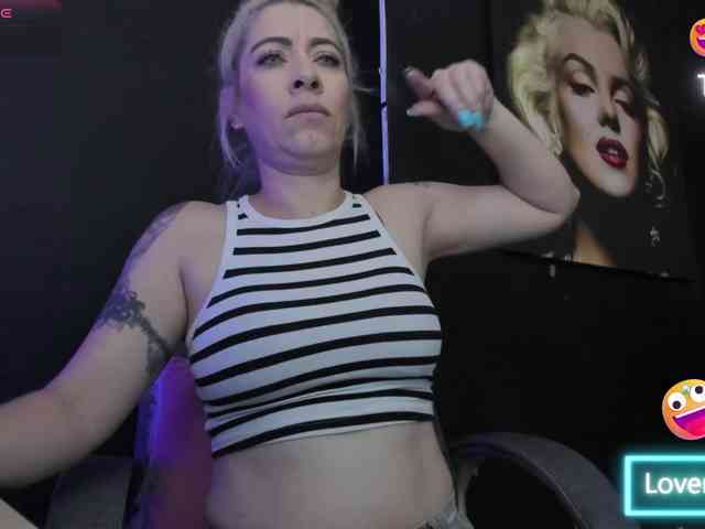viktoria-davis webcam