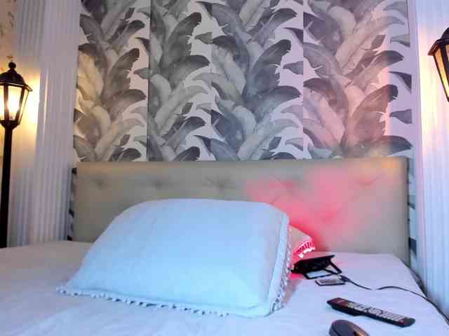 viktoria-davis webcam