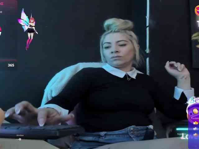 viktoria-davis webcam