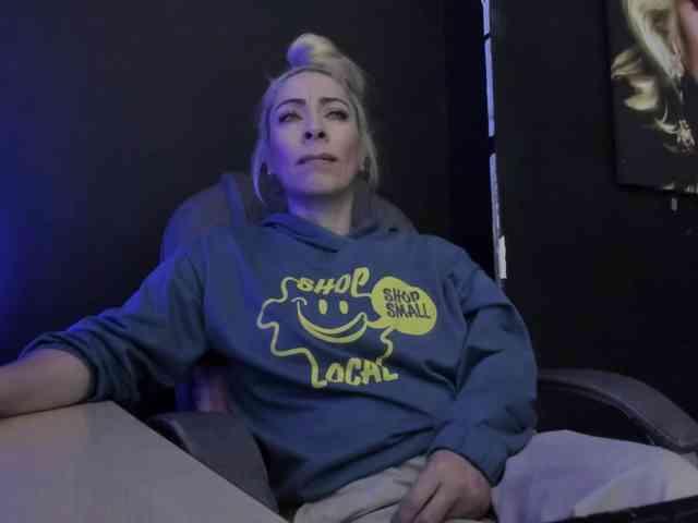 viktoria-davis webcam