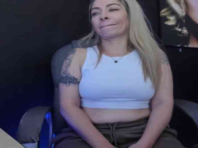 viktoria-davis webcam