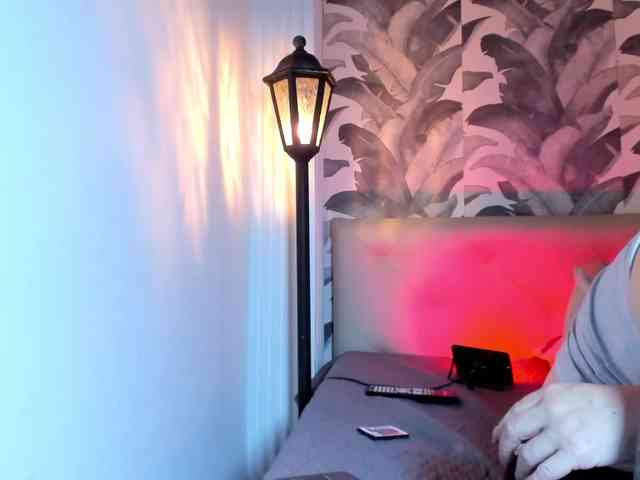 viktoria-davis webcam