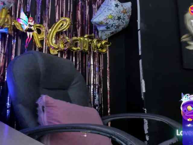 viktoria-davis viktoria-davis