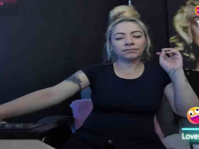 viktoria-davis webcam