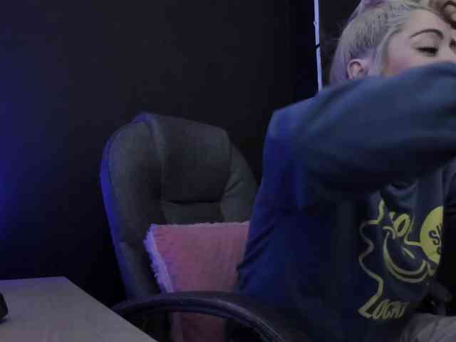 viktoria-davis webcam