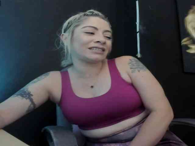 viktoria-davis webcam