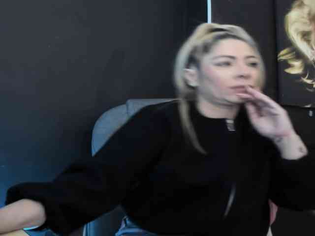 viktoria-davis webcam