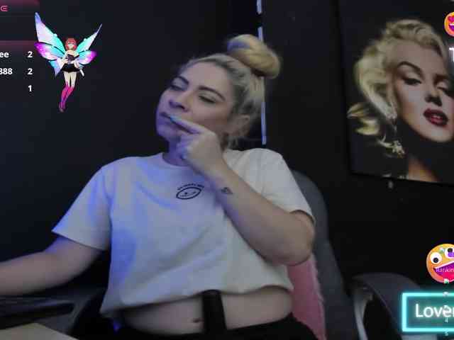 viktoria-davis webcam