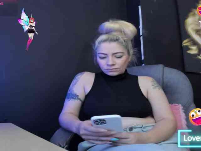 viktoria-davis webcam