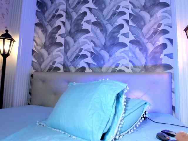 viktoria-davis webcam