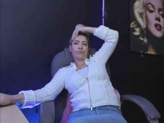 viktoria-davis webcam