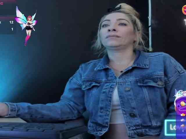 viktoria-davis viktoria-davis