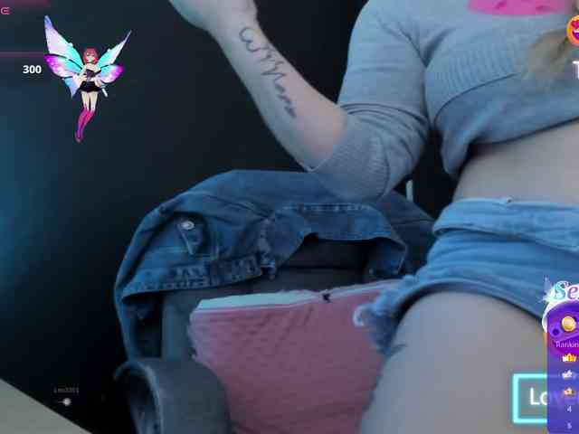 viktoria-davis viktoria-davis