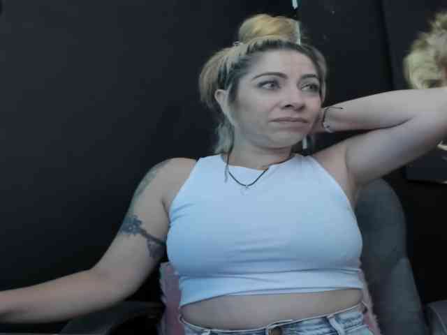 viktoria-davis webcam