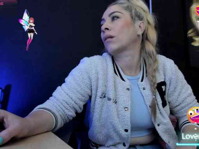 viktoria-davis webcam