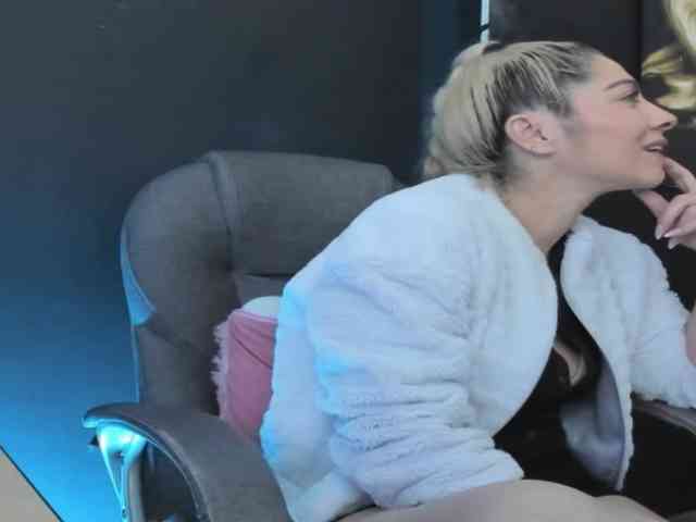 viktoria-davis webcam