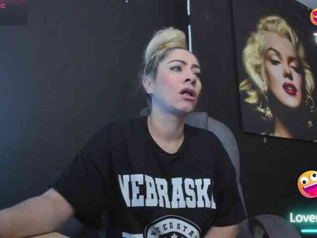 viktoria-davis webcam