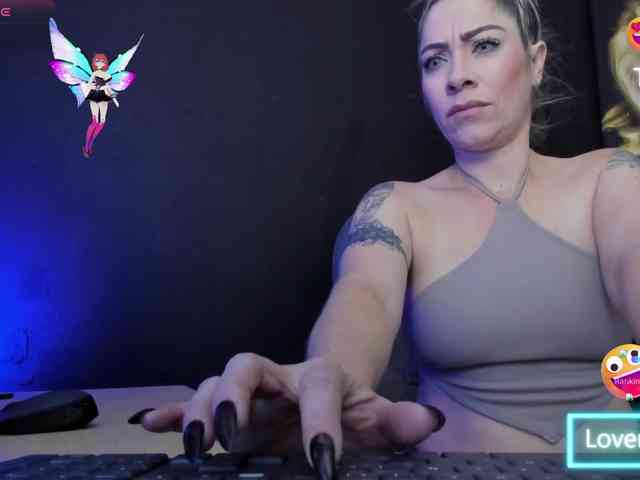 viktoria-davis webcam