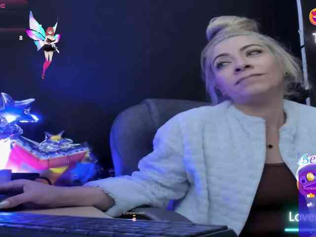 viktoria-davis viktoria-davis