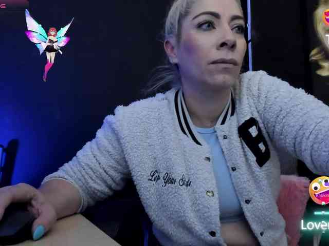 viktoria-davis webcam