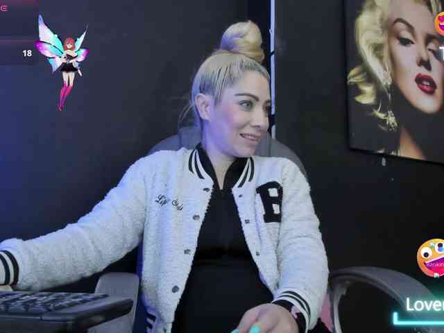 viktoria-davis webcam