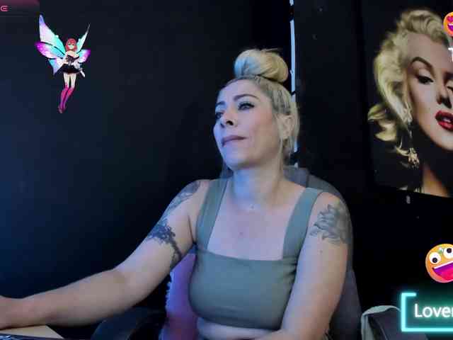 viktoria-davis webcam