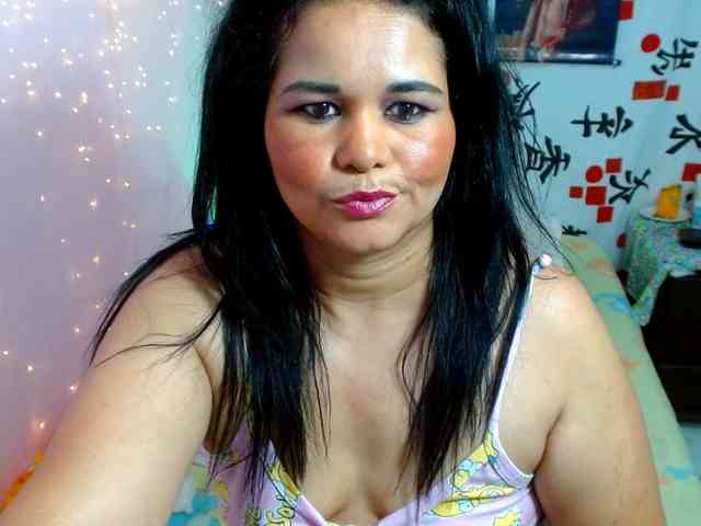 roouselatina1 webcam