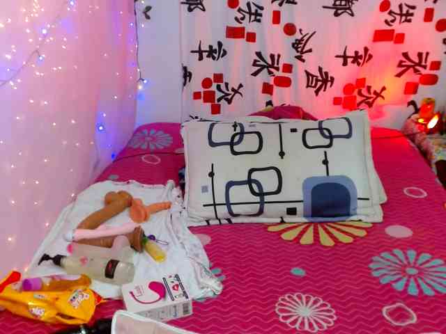 roouselatina1 webcam