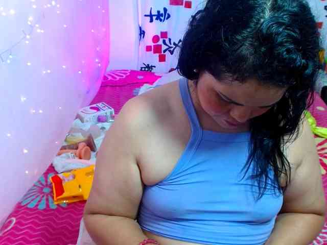 roouselatina1 webcam