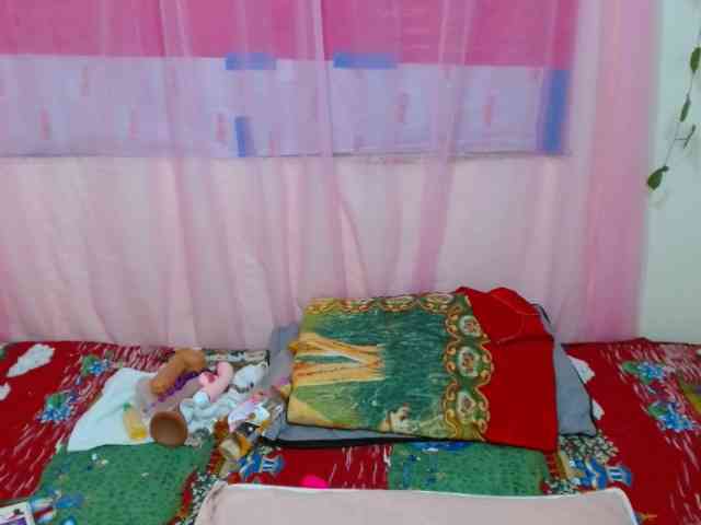 roouselatina1 webcam