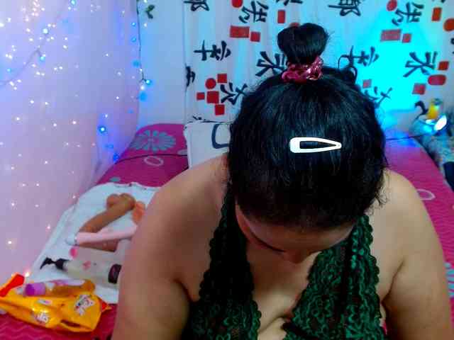 roouselatina1 webcam