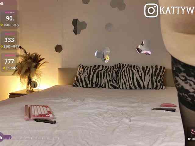 KATTY-PRETTY KATTY-PRETTY