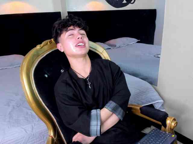 CollinStone CollinStone