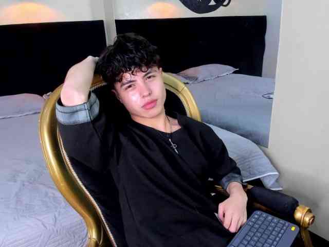 CollinStone CollinStone