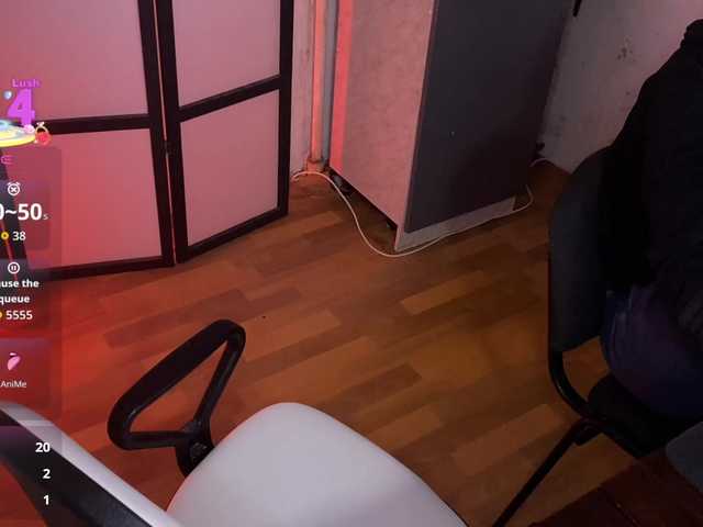 DvaBomja from BongaCams