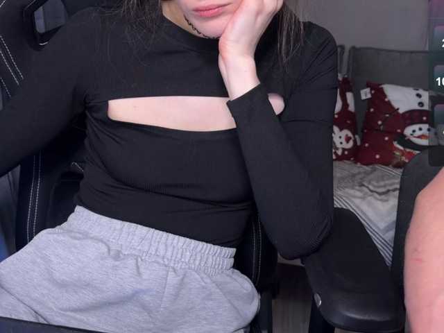 DvaBomja's BongaCams show and profile