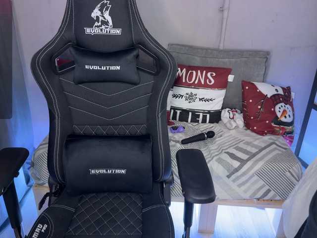 go to chat with cutemilana_sexwife