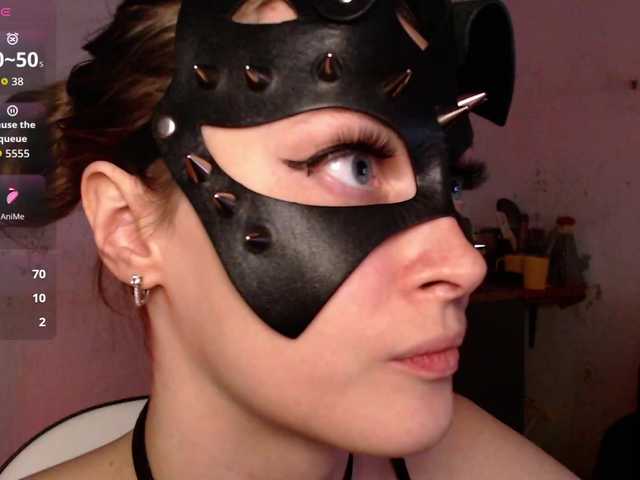 Sex chat gratuit in direct cu DvaBomja pe BongaCams