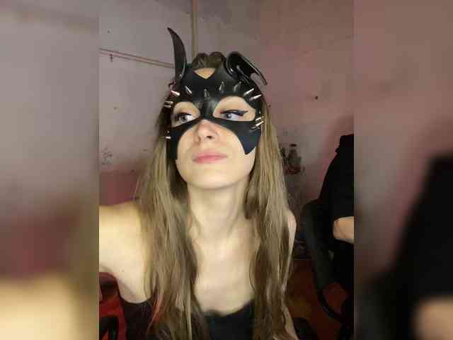 cutemilana_sw webcam